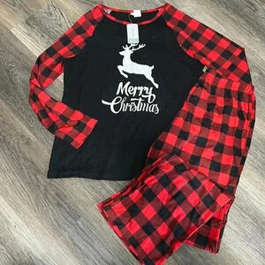 (1)NWT Christmas Pajamas  set